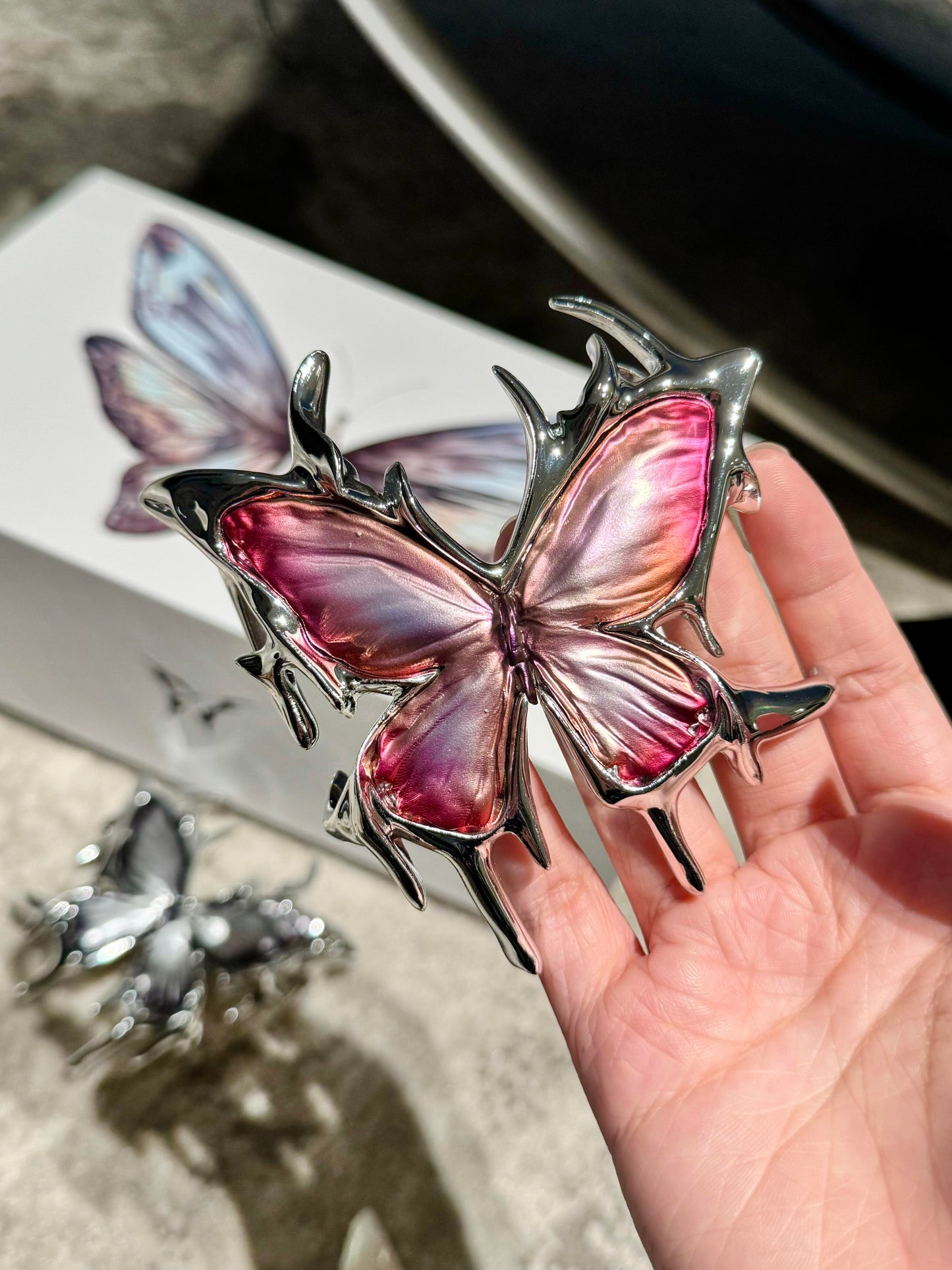 Butterfly earphone case