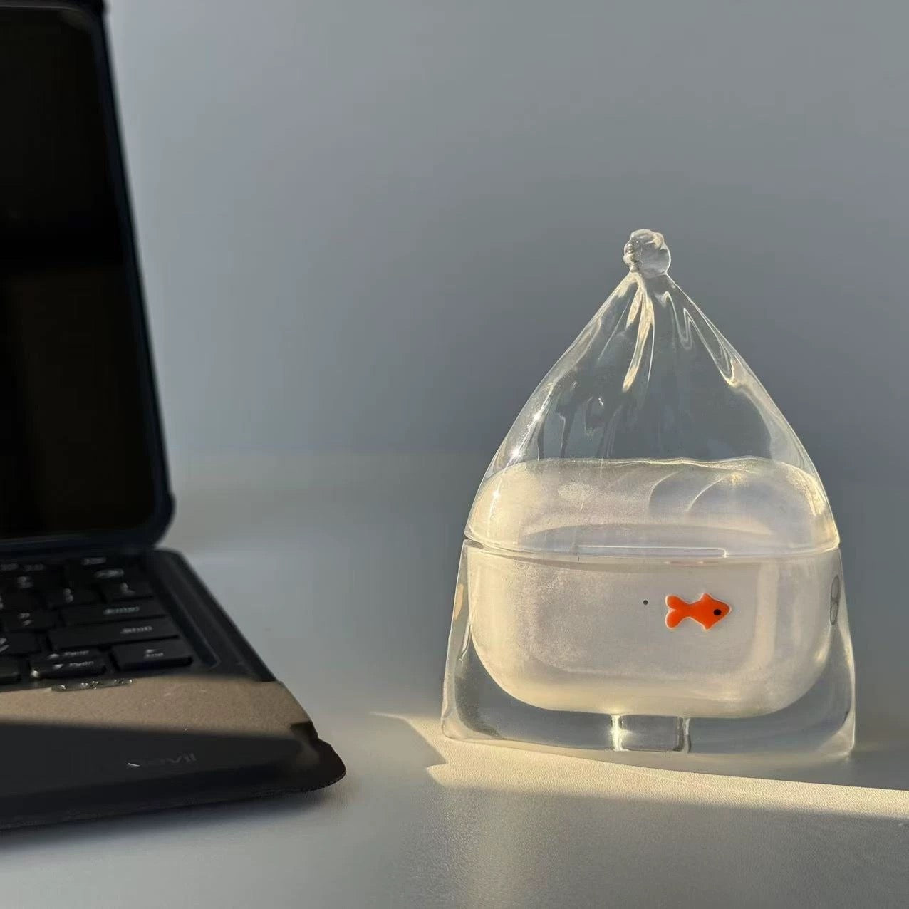 One Fish Case.