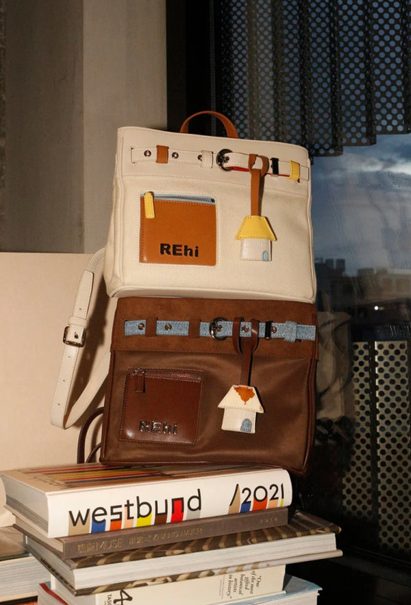 House bag.🏠